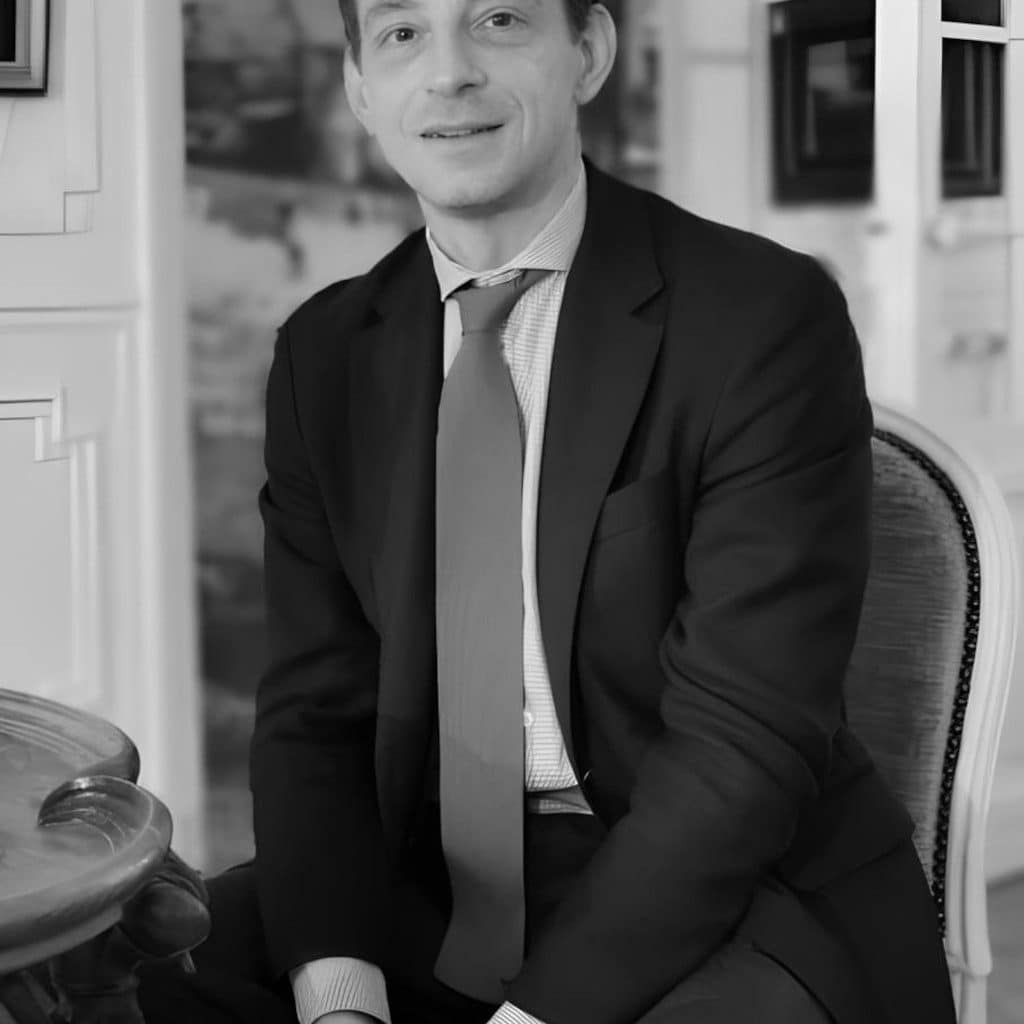 Cyrille Froissart Expert céramiques et Faiences