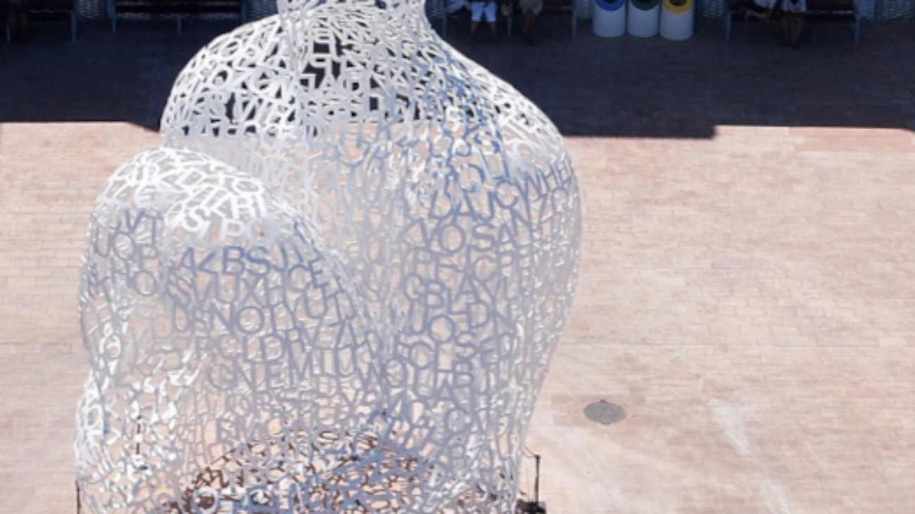 Sculpture réalisée par Jaume Plensa
