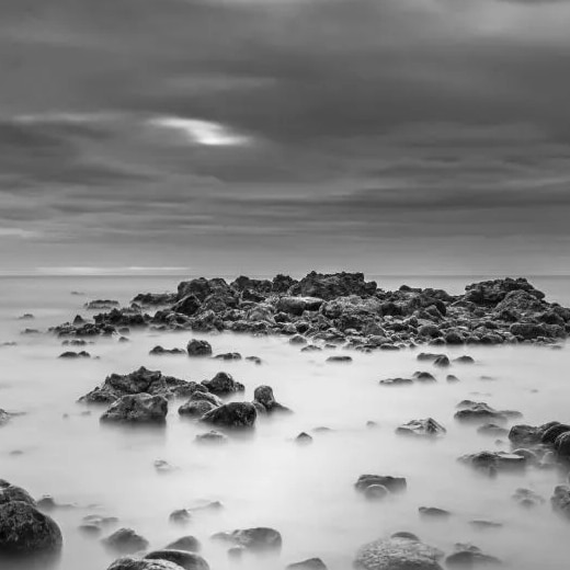 Estimation gratuite de photographies modernes